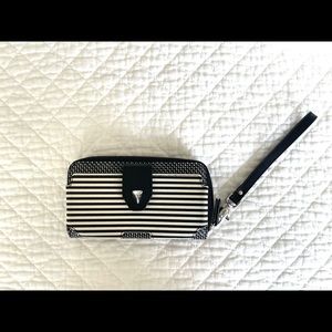 Stella and Dot Black and White Leather Tech Wallet